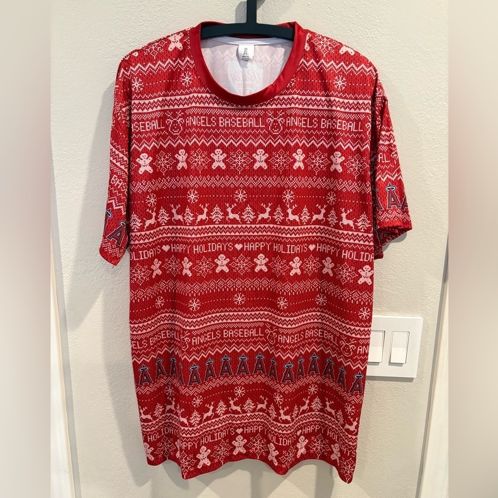 Los Angeles Angels Ugly Christmas Sweater T-shirt Men’s Size XL 2023 Giveaway